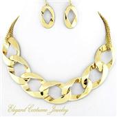 Beautiful gold neacklace